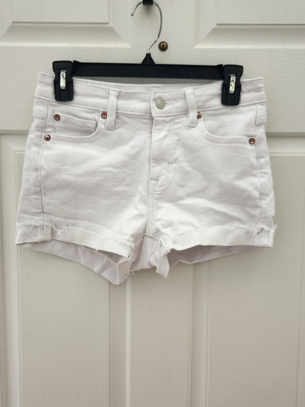 American Eagle White Shorts
